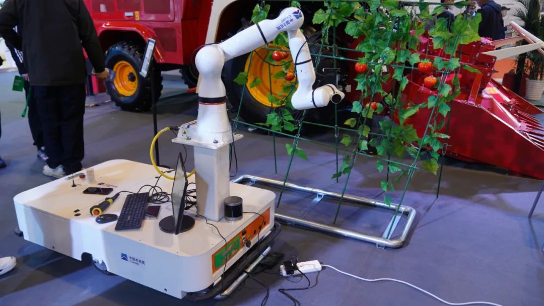 盤(pán)點(diǎn)2022年度智能農(nóng)機(jī)